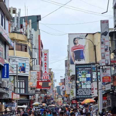 al de verhalen over ons avontuur in Sri Lanka